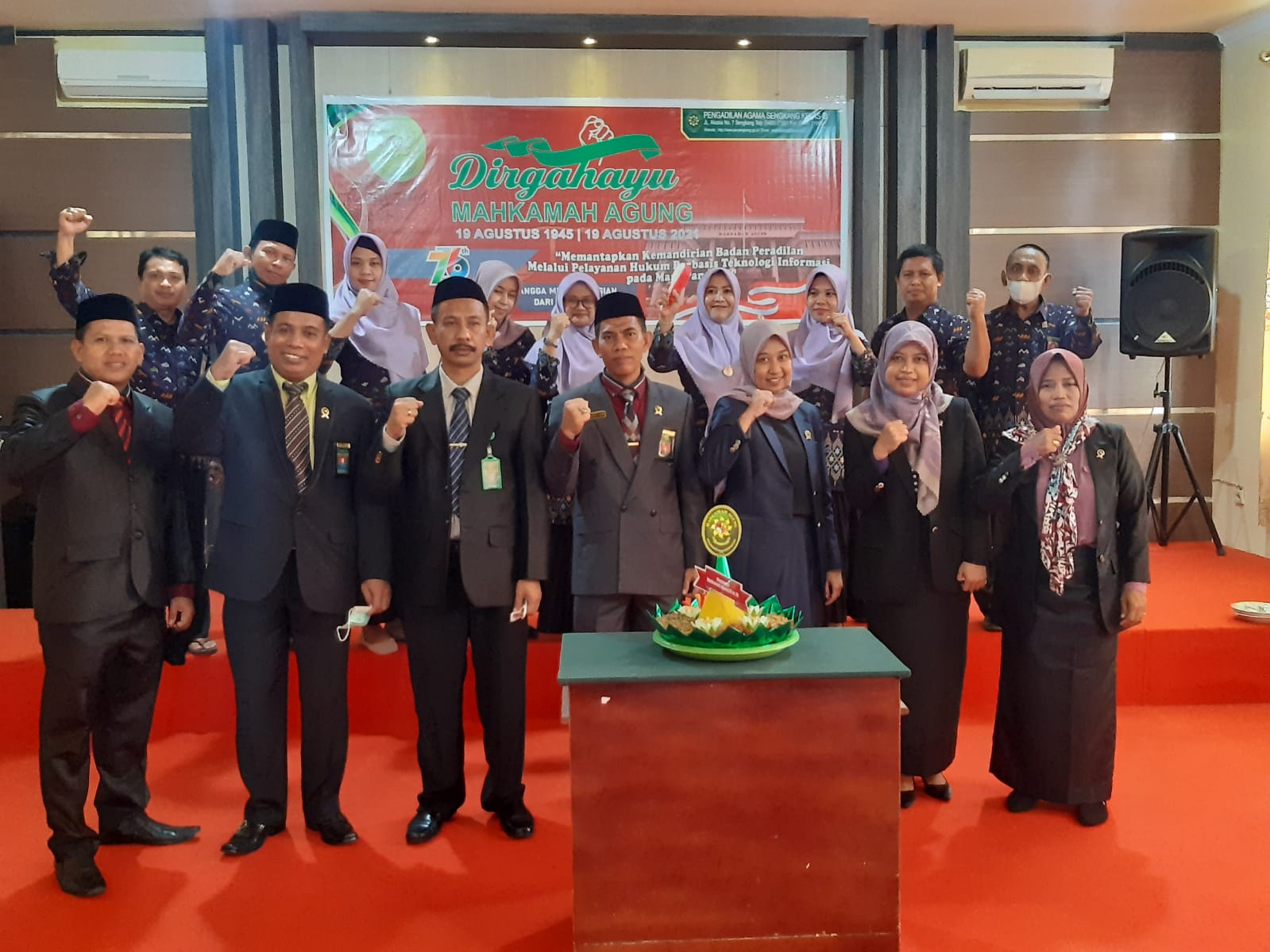HUT 76 2021 6